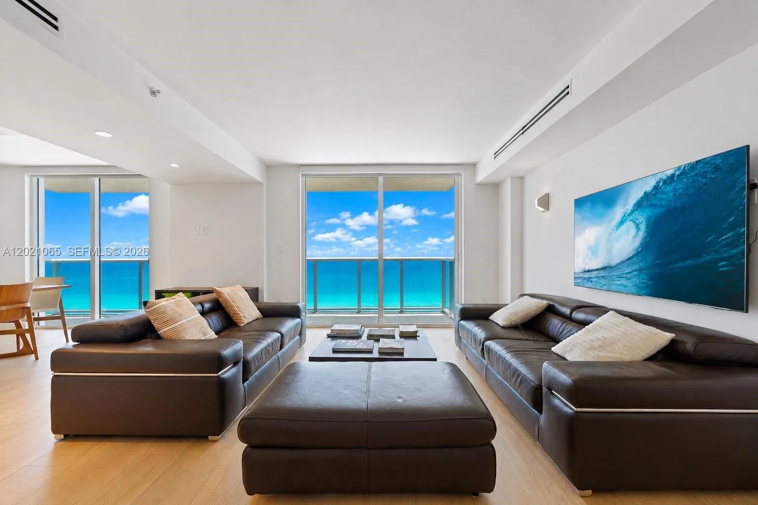 2457 Collins Ave # 1703, Miami Beach FL 33140