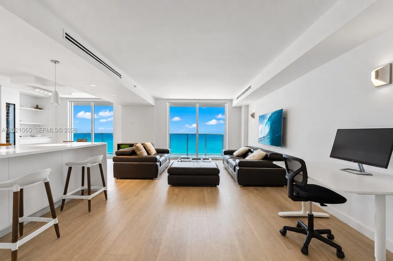 2457 Collins Ave # 1703, Miami Beach FL 33140