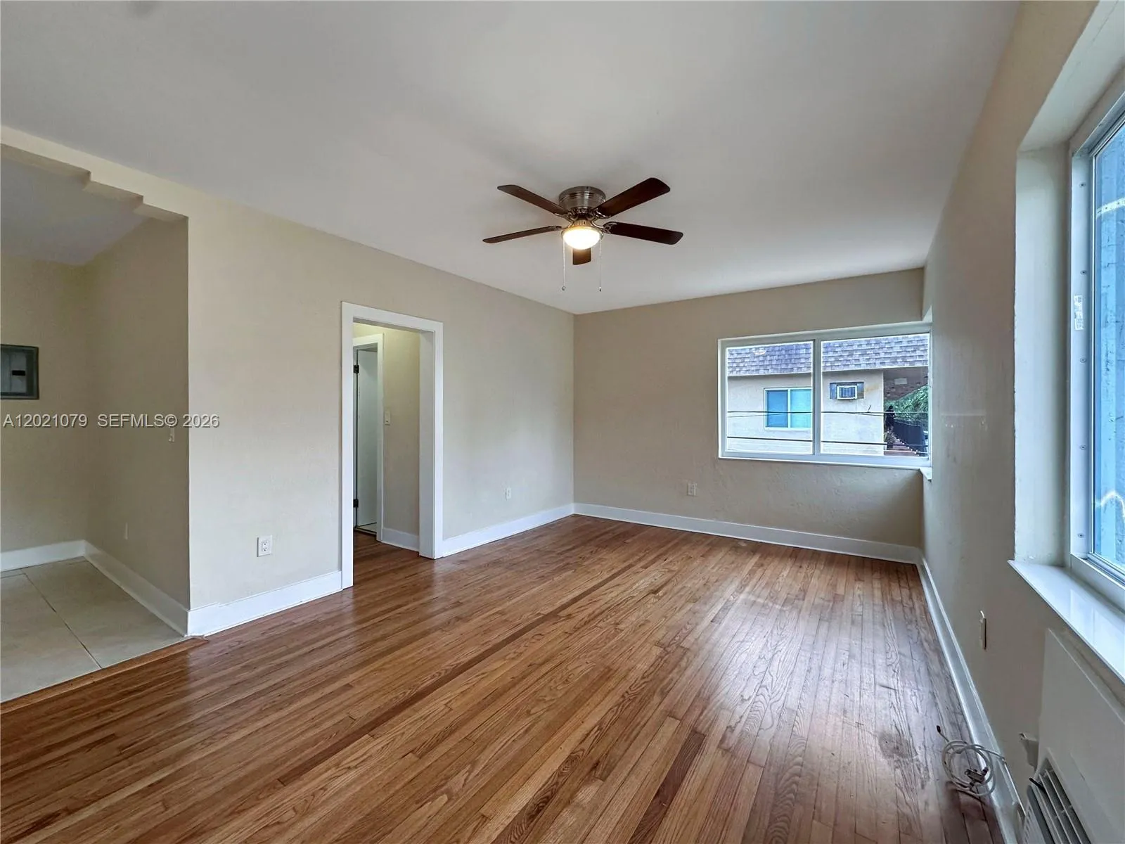 965 Bay Dr # 8, Miami Beach FL 33141