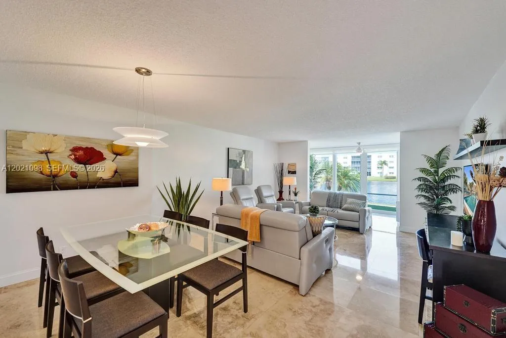 1025 SE 3rd Ave # 108, Dania Beach FL 33004