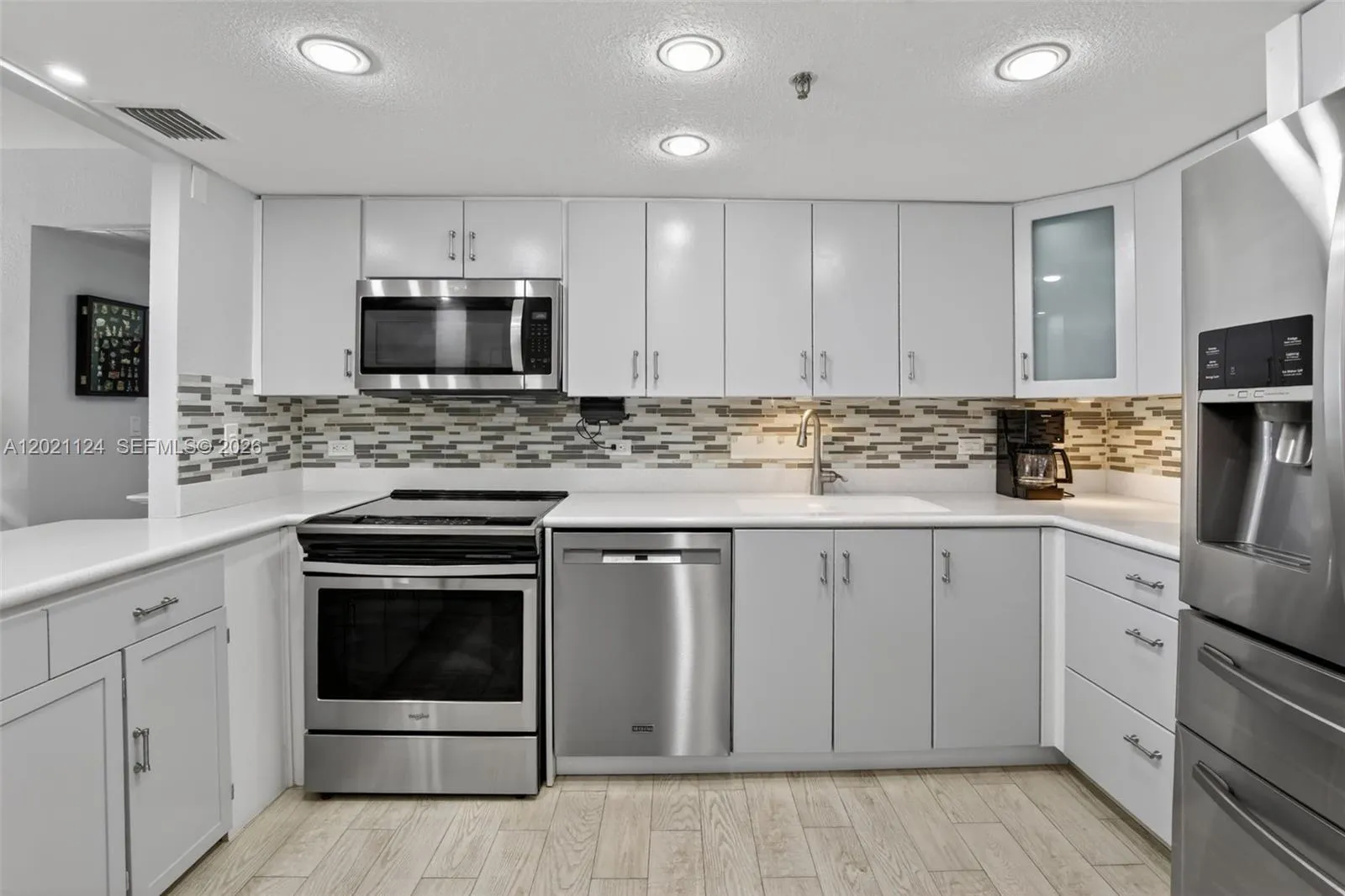 20515 E Country Club Dr # 2248, Aventura FL 33180