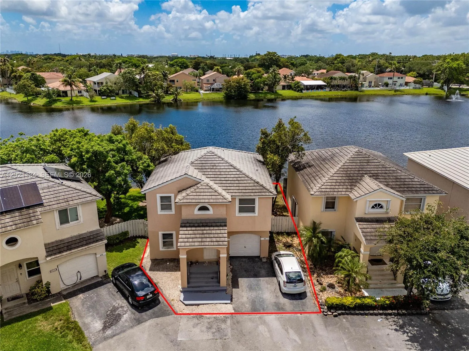 850 NW 98th Ave, Plantation FL 33324