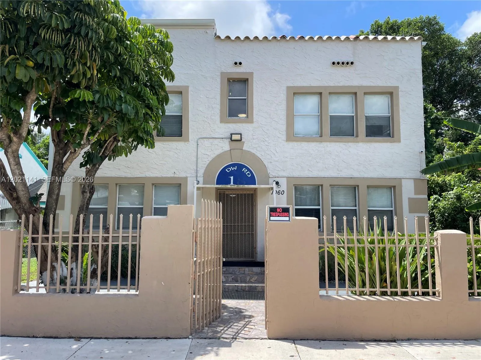1060 NW 47th St # 8, Miami FL 33127