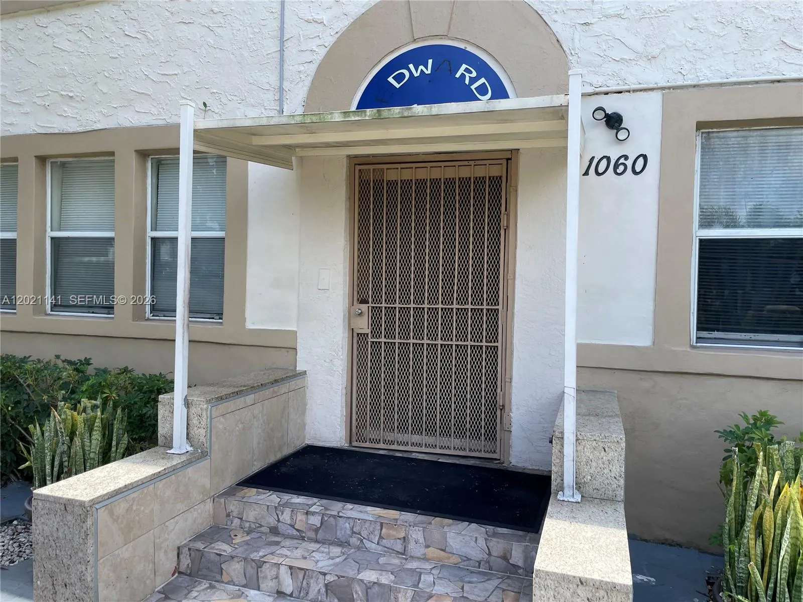 1060 NW 47th St # 8, Miami FL 33127