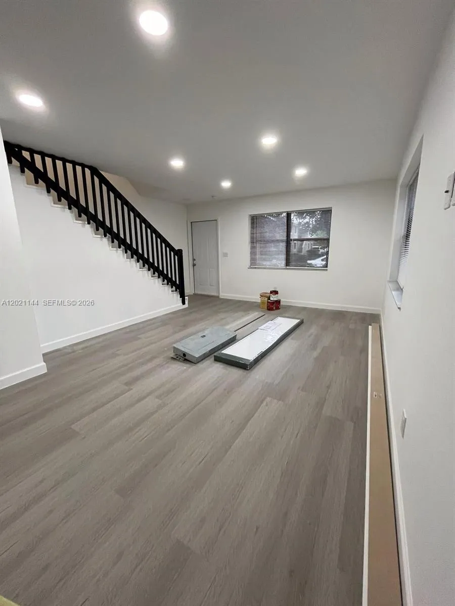 11461 NW 43rd St # A, Coral Springs FL 33065