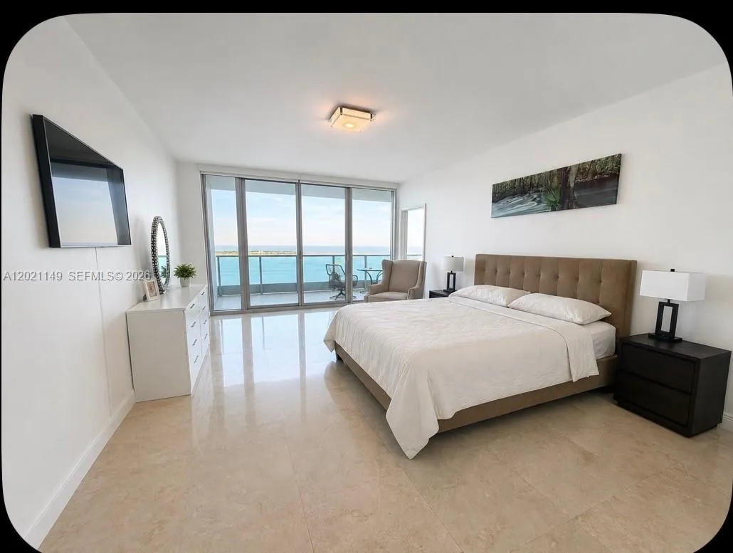 1331 Brickell Bay Dr # 4407, Miami FL 33131