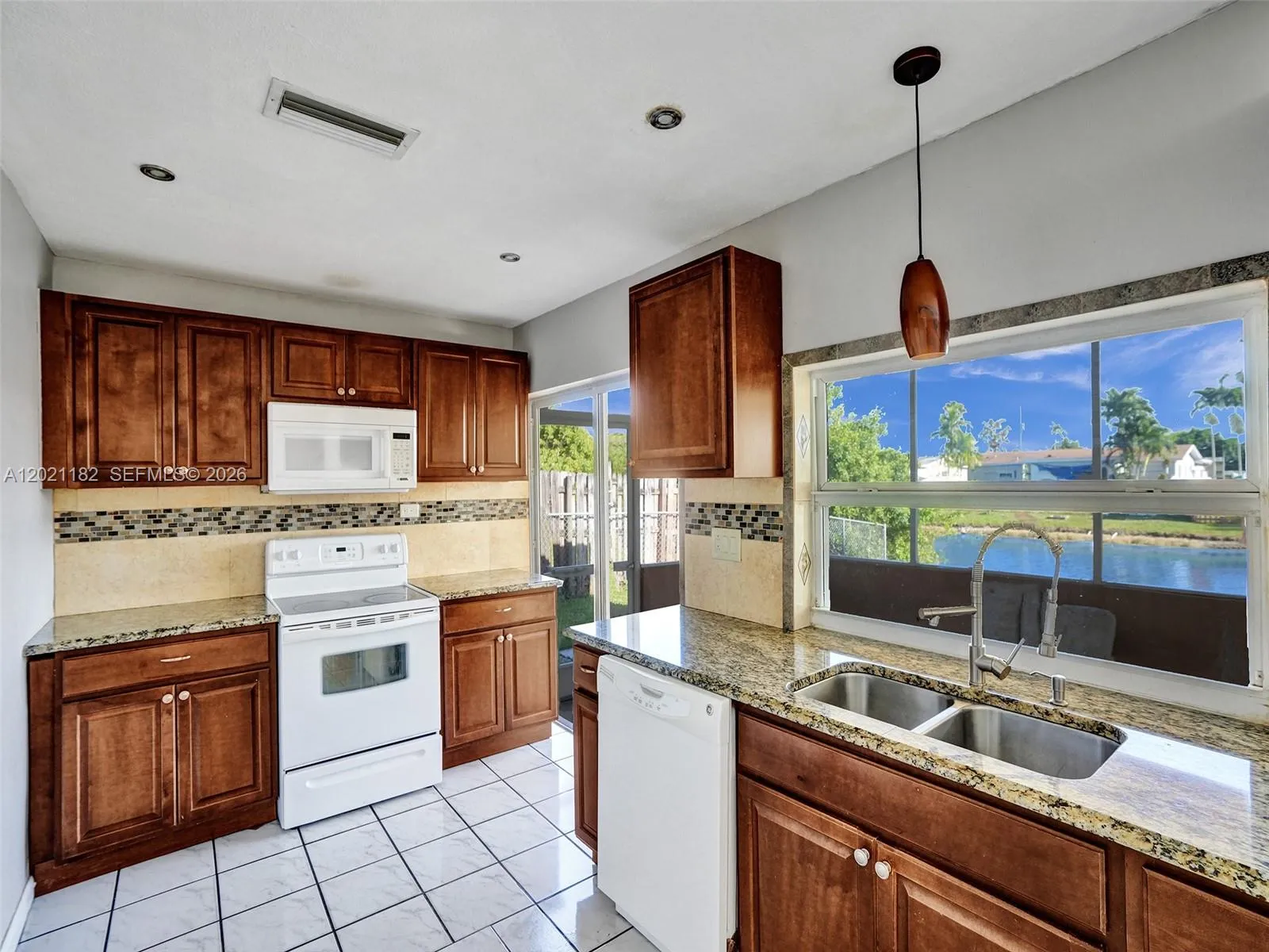 8550 NW 27th Pl # 8550, Sunrise FL 33322