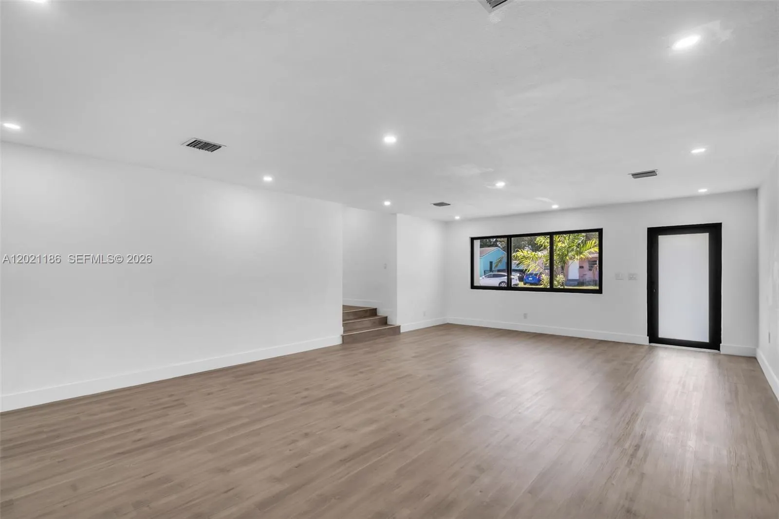 8841 NW 14th Ave, Miami FL 33147