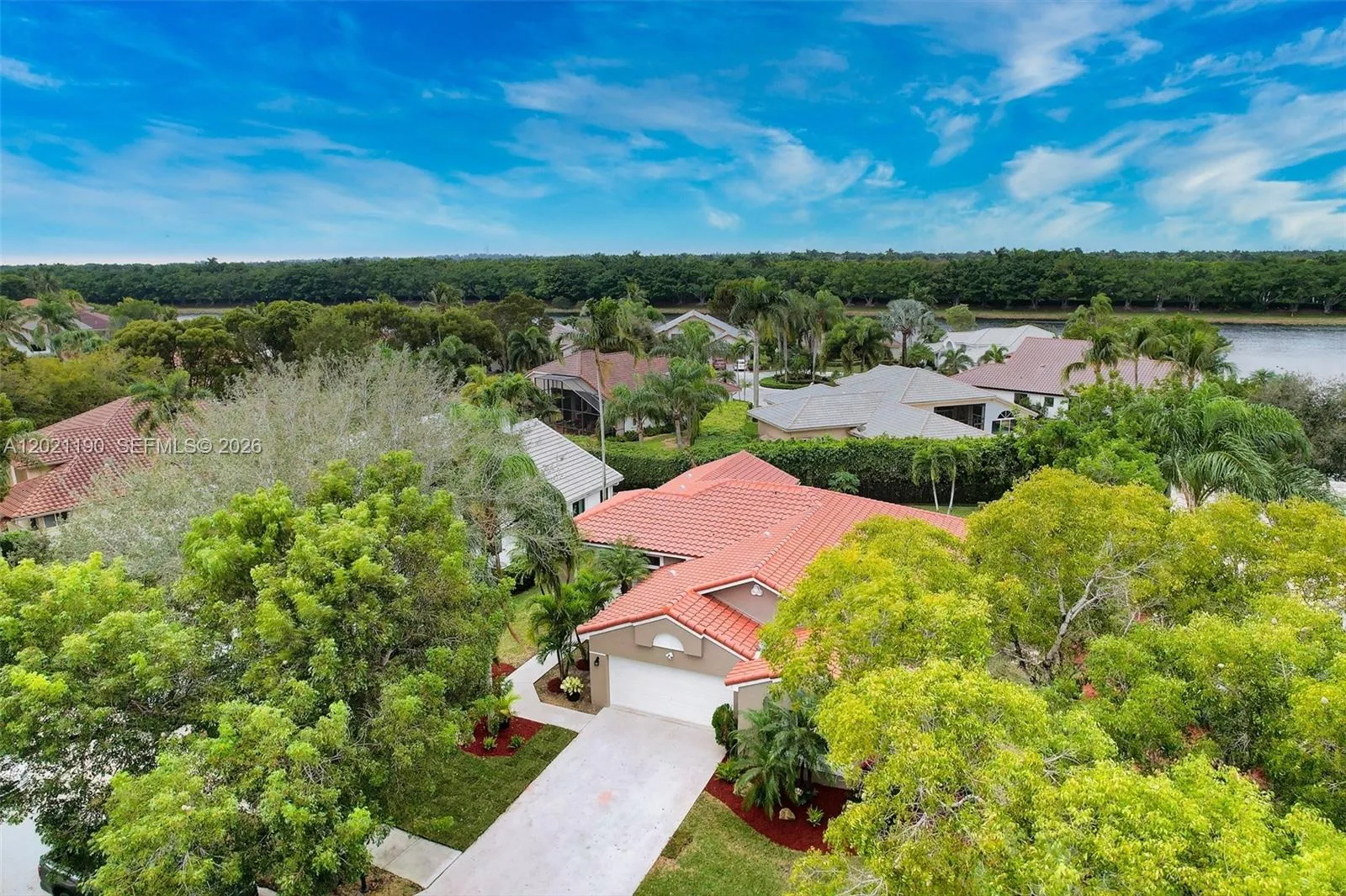 814 Heron Rd, Weston FL 33326