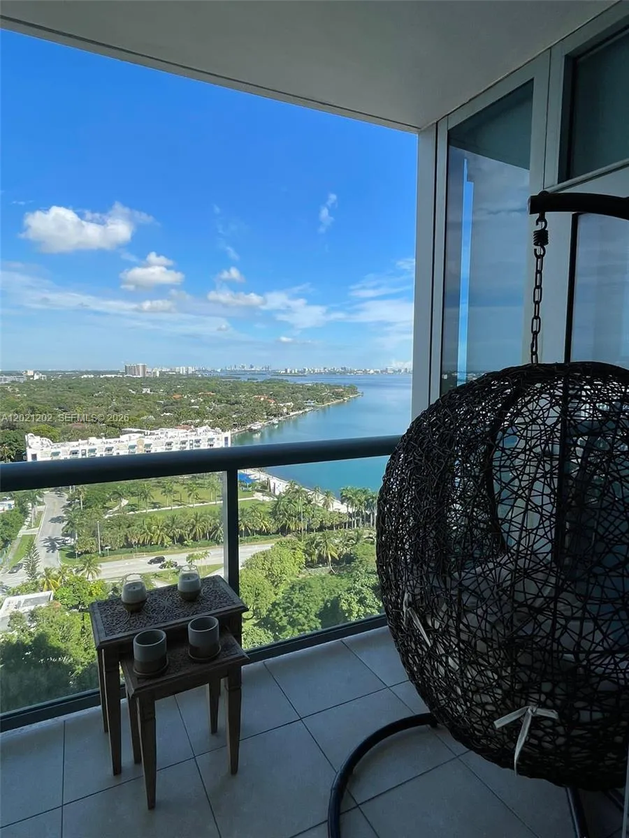 601 NE 36th St # 1805, Miami FL 33137