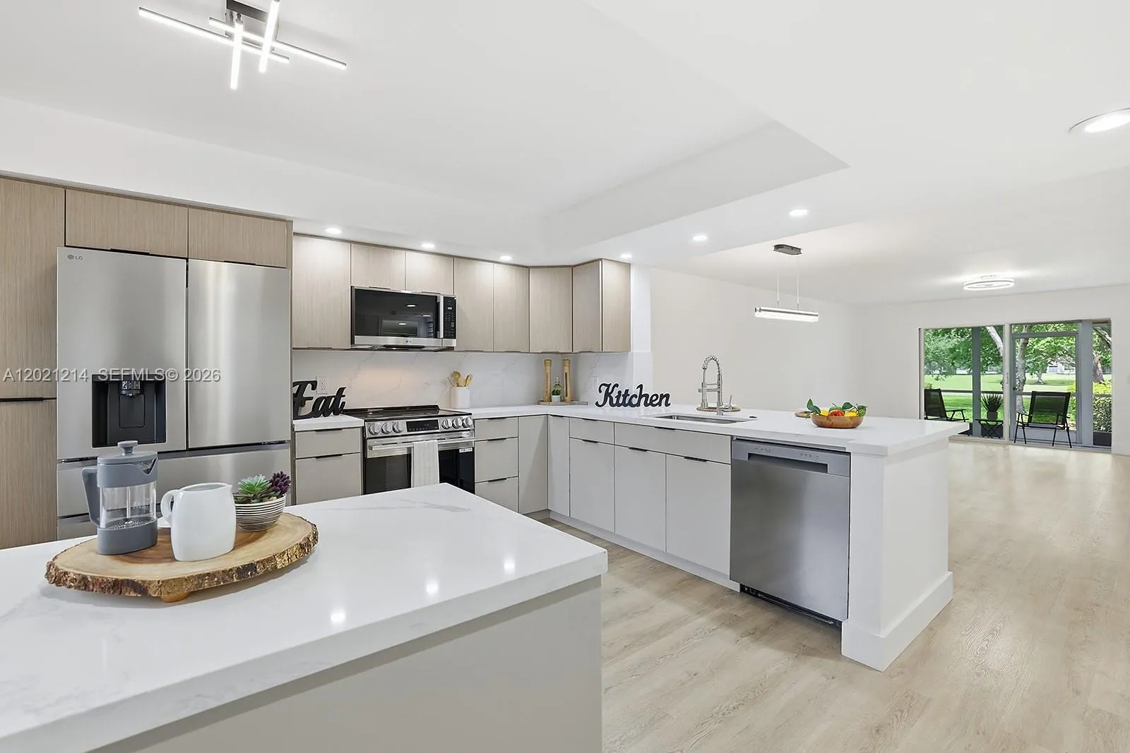 300 SW 130th Ter # 110B, Pembroke Pines FL 33027