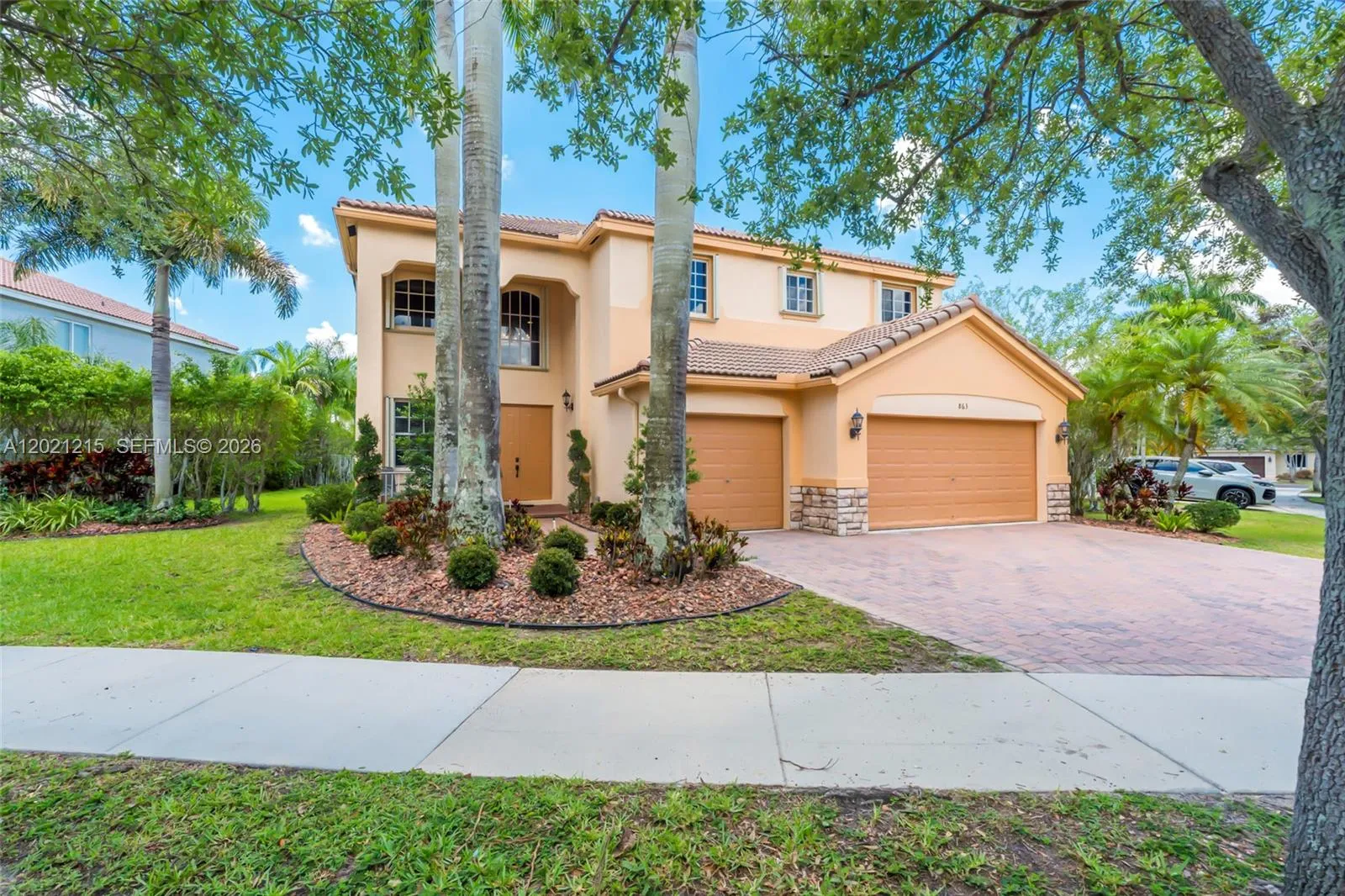 863 Vanda Ter, Weston FL 33327