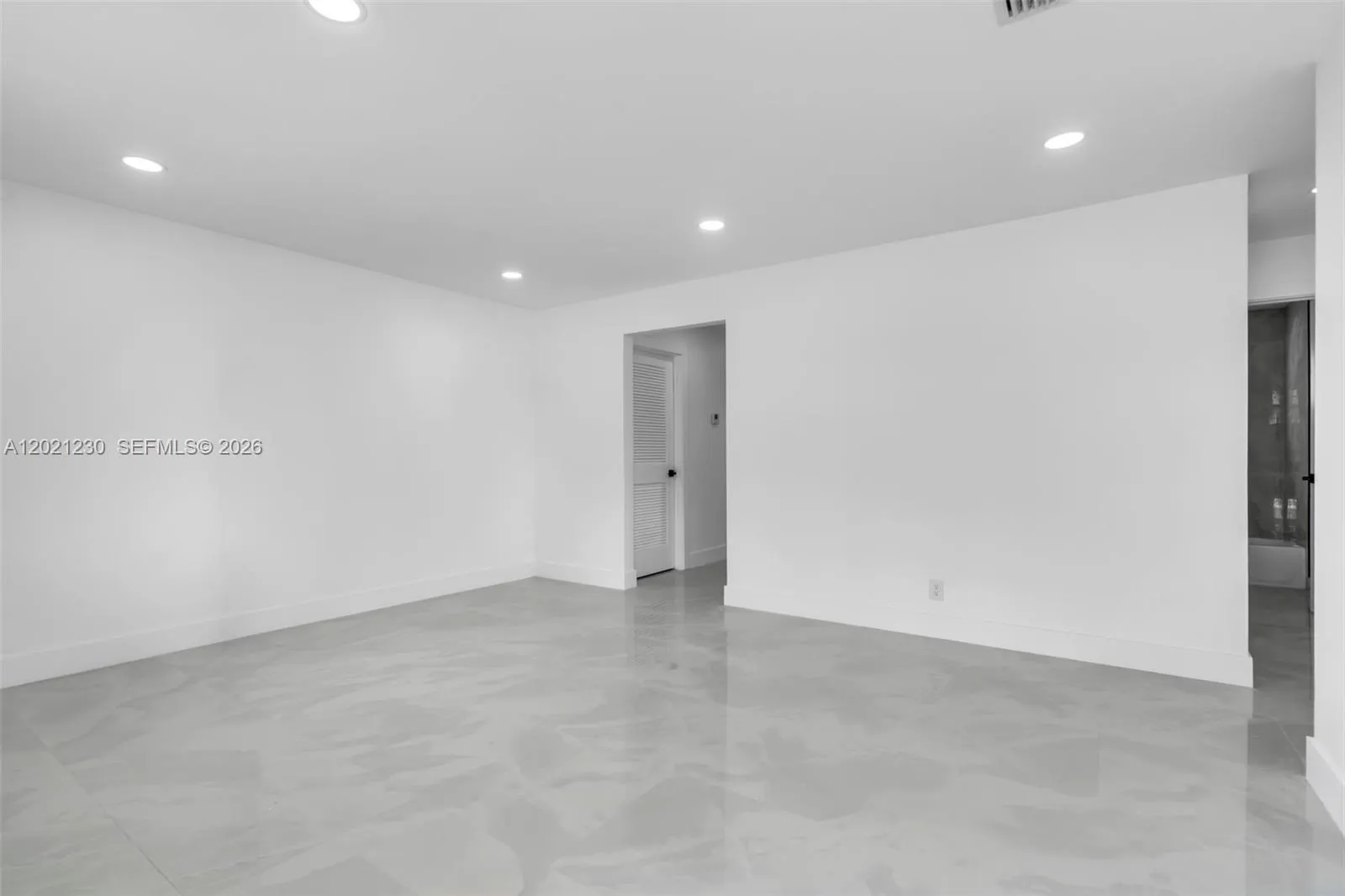 821 SW 7th Ave # 2, Hallandale Beach FL 33009