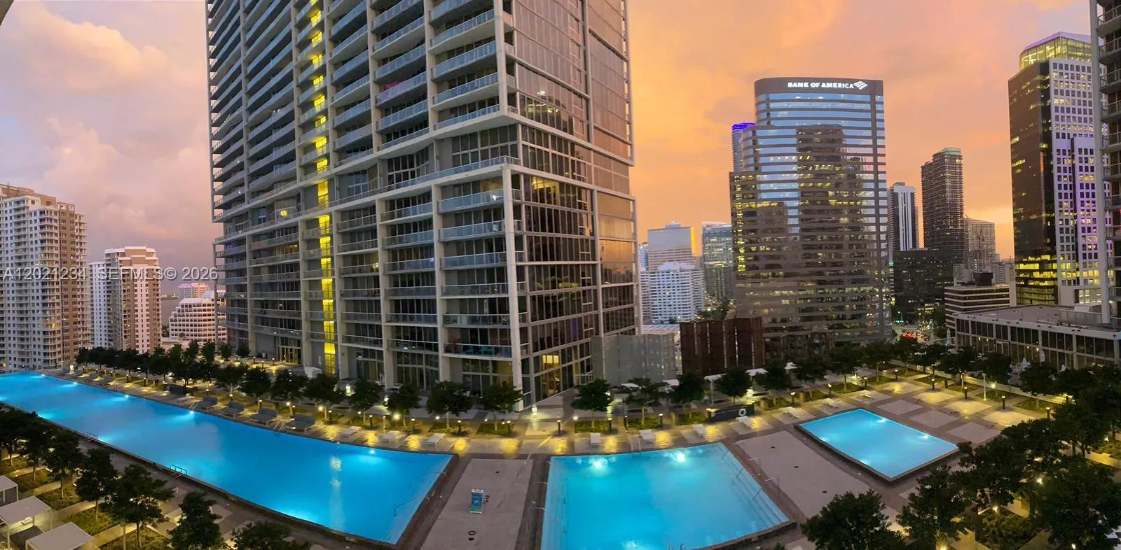 475 Brickell Ave # 1813, Miami FL 33131