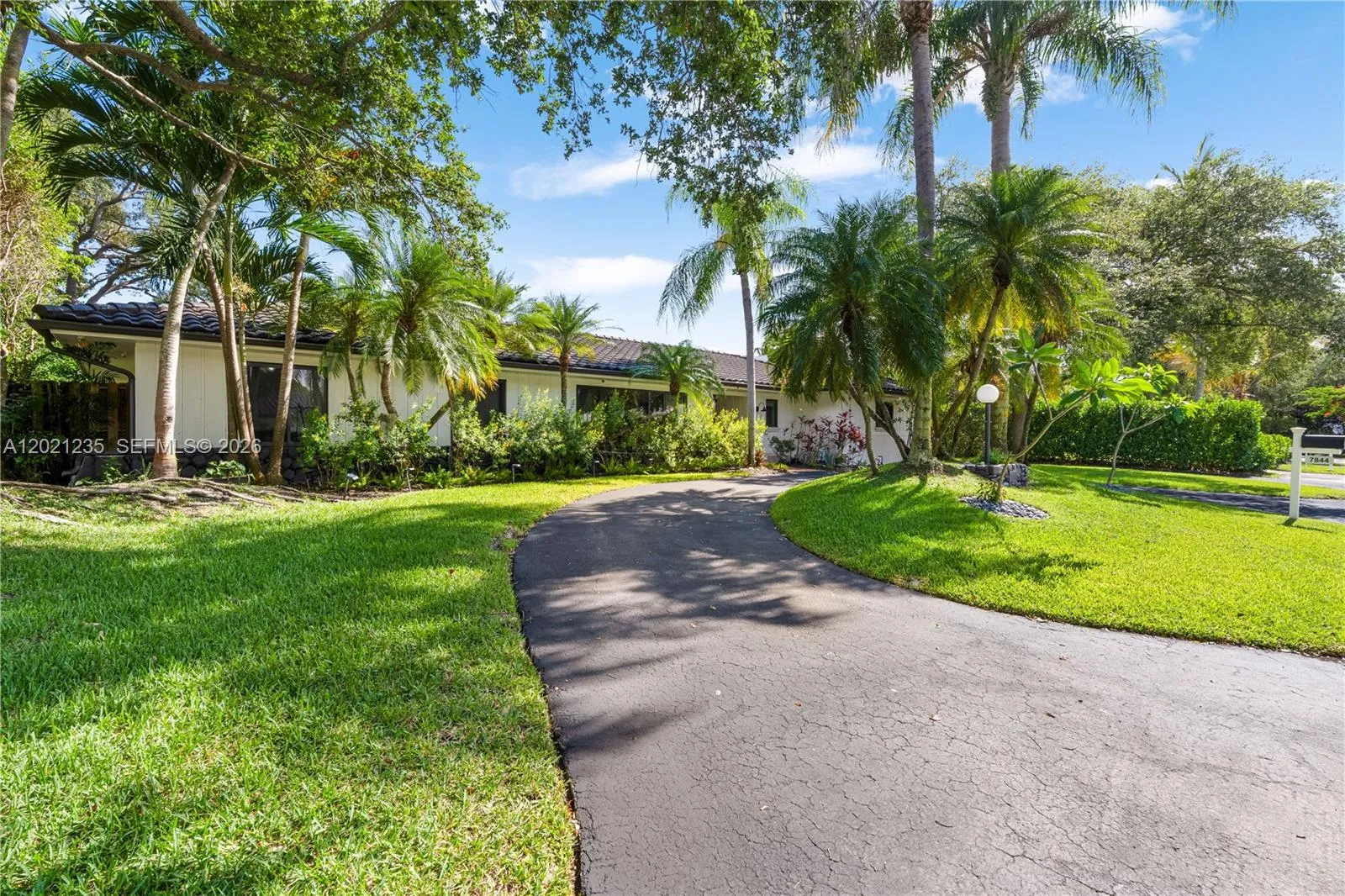 7844 SW 179th Ter, Palmetto Bay FL 33157