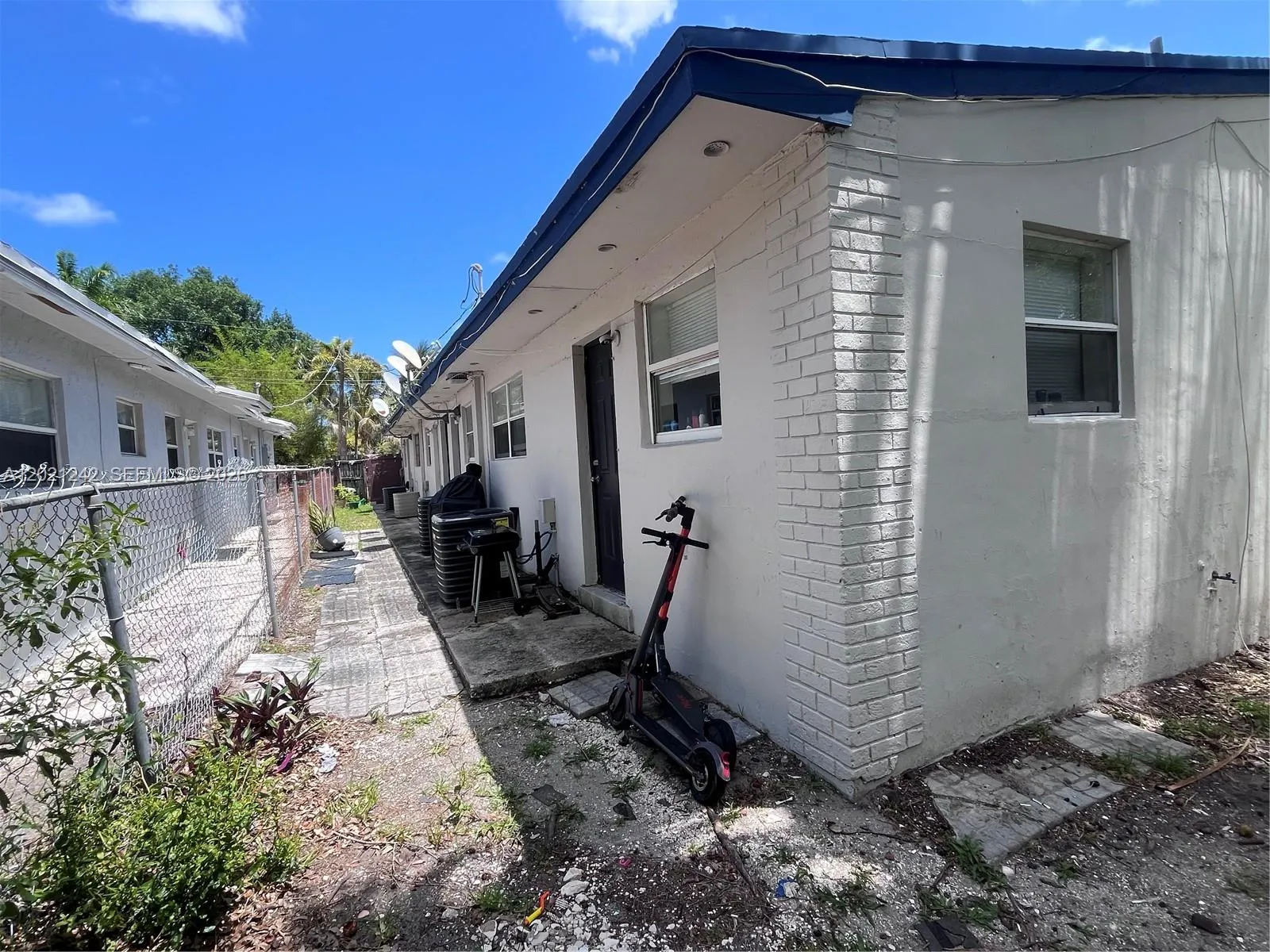 109 NW 14th Way # 4, Dania Beach FL 33004