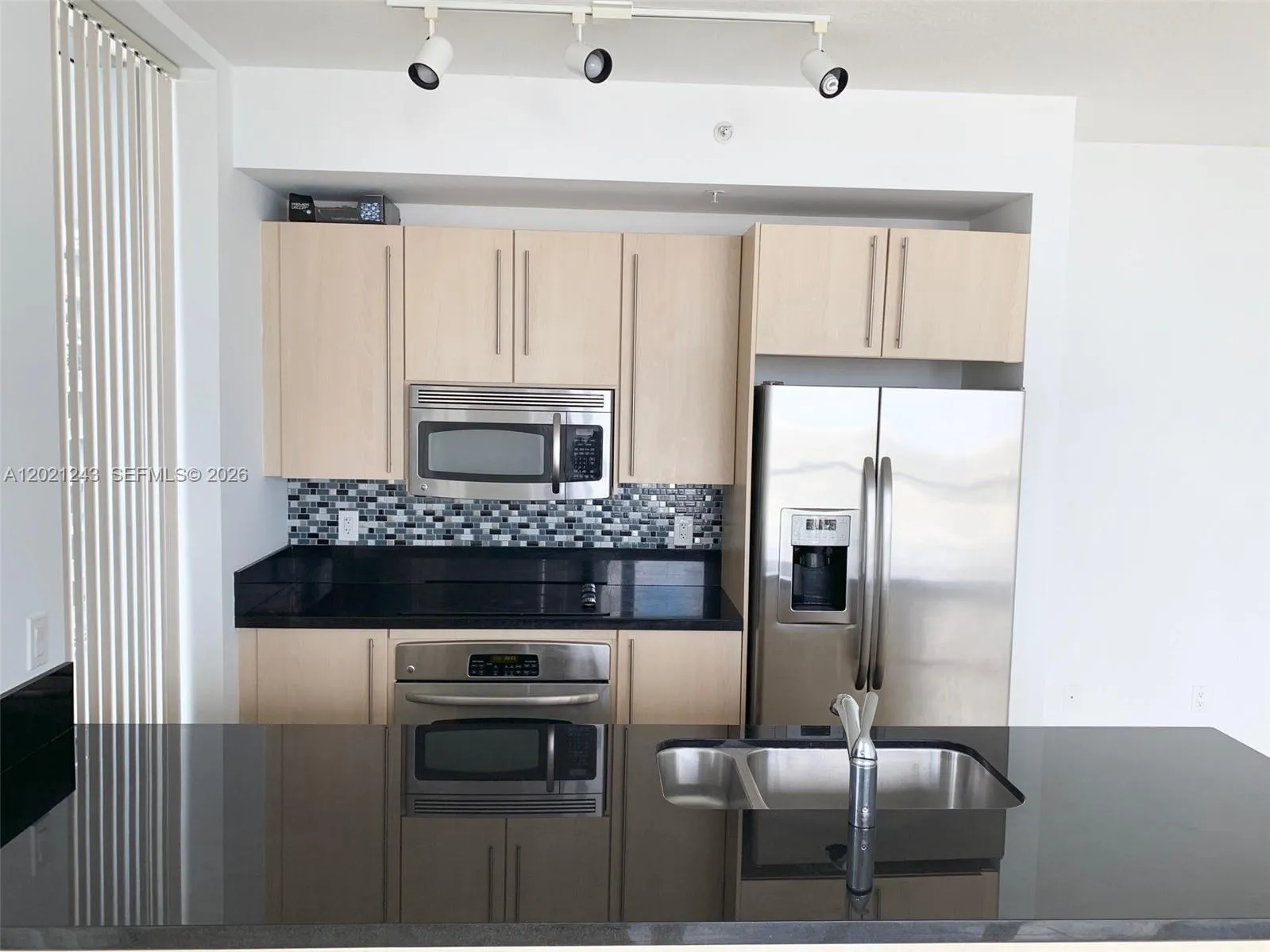 79 SW 12 ST, Miami FL 33130
