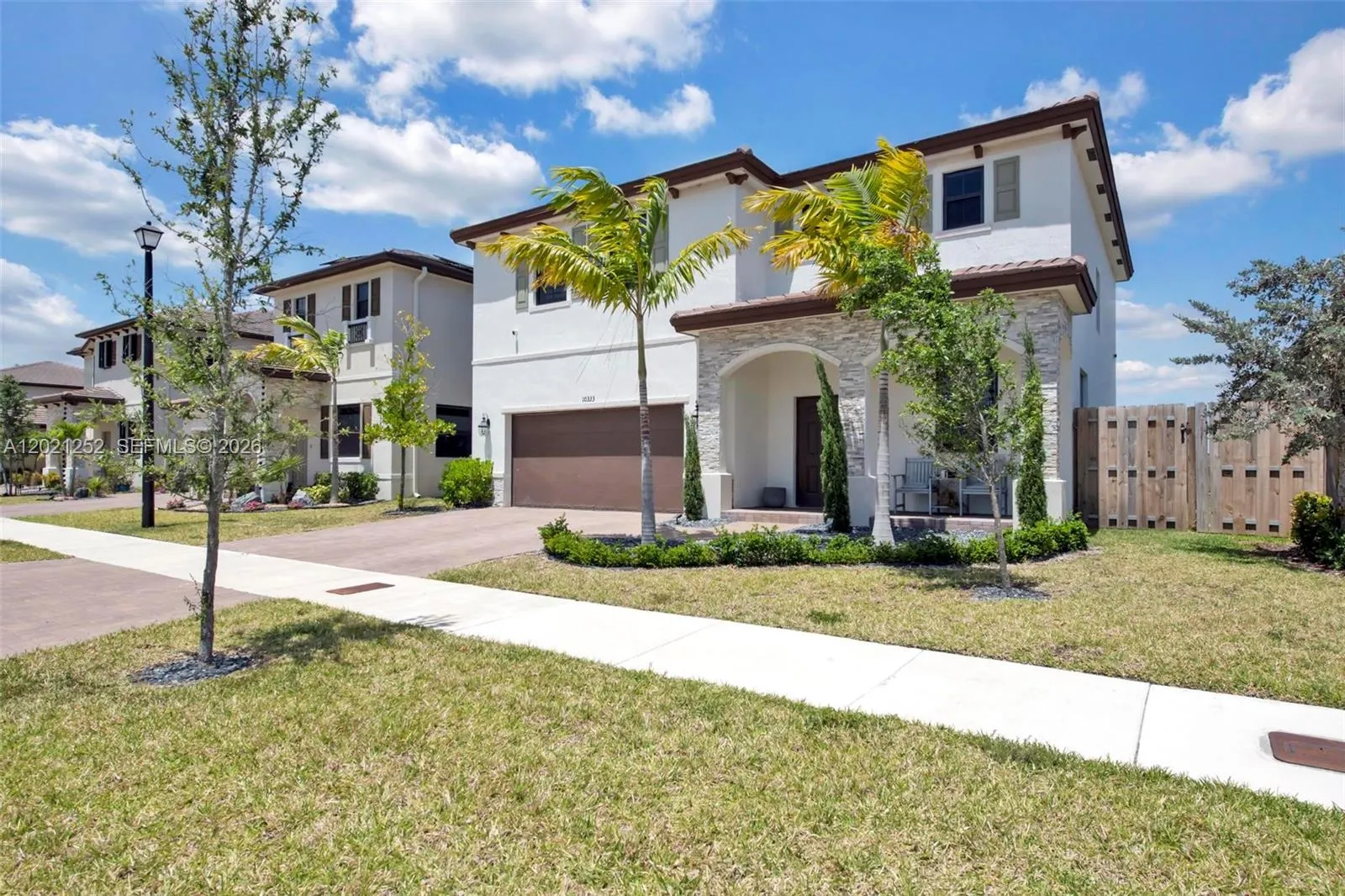 10333 SW 232nd St, Cutler Bay FL 33190