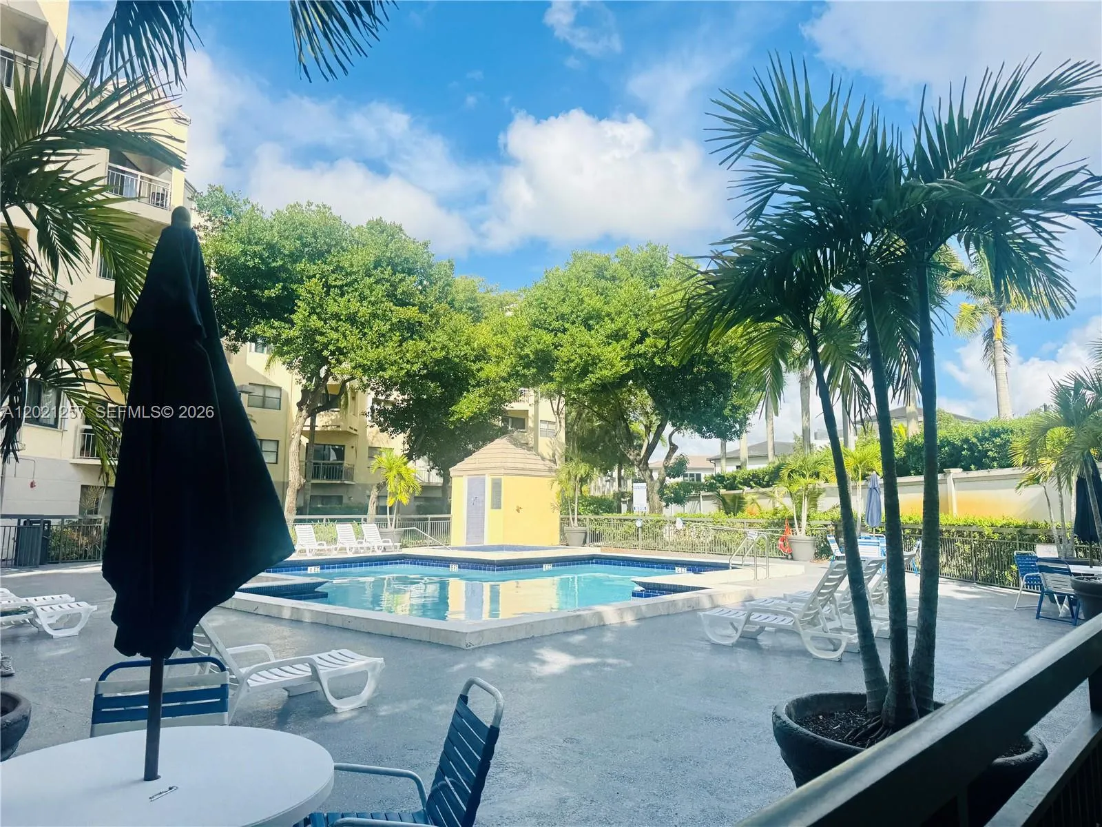 8290 Lake Dr # 130, Doral FL 33166