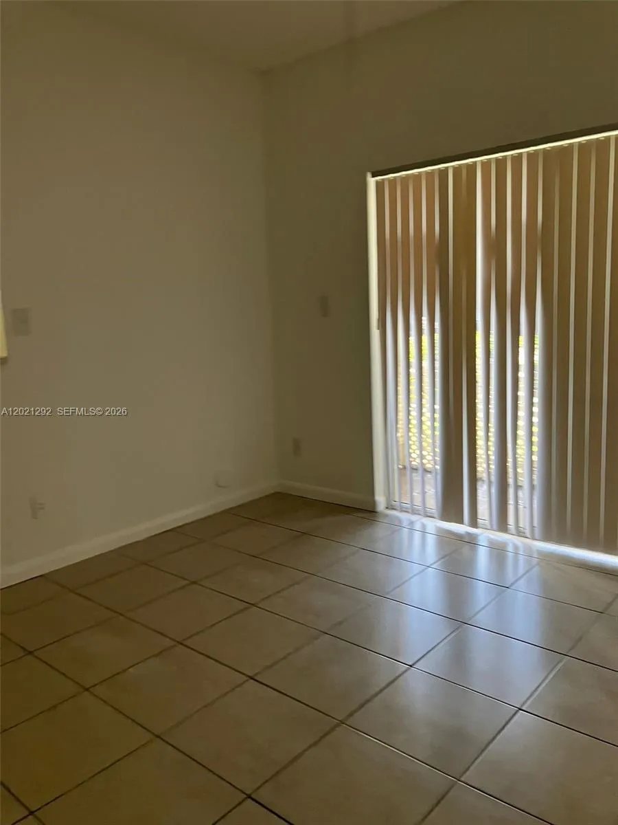 800 Cypress Park Way # F1, Deerfield Beach FL 33064