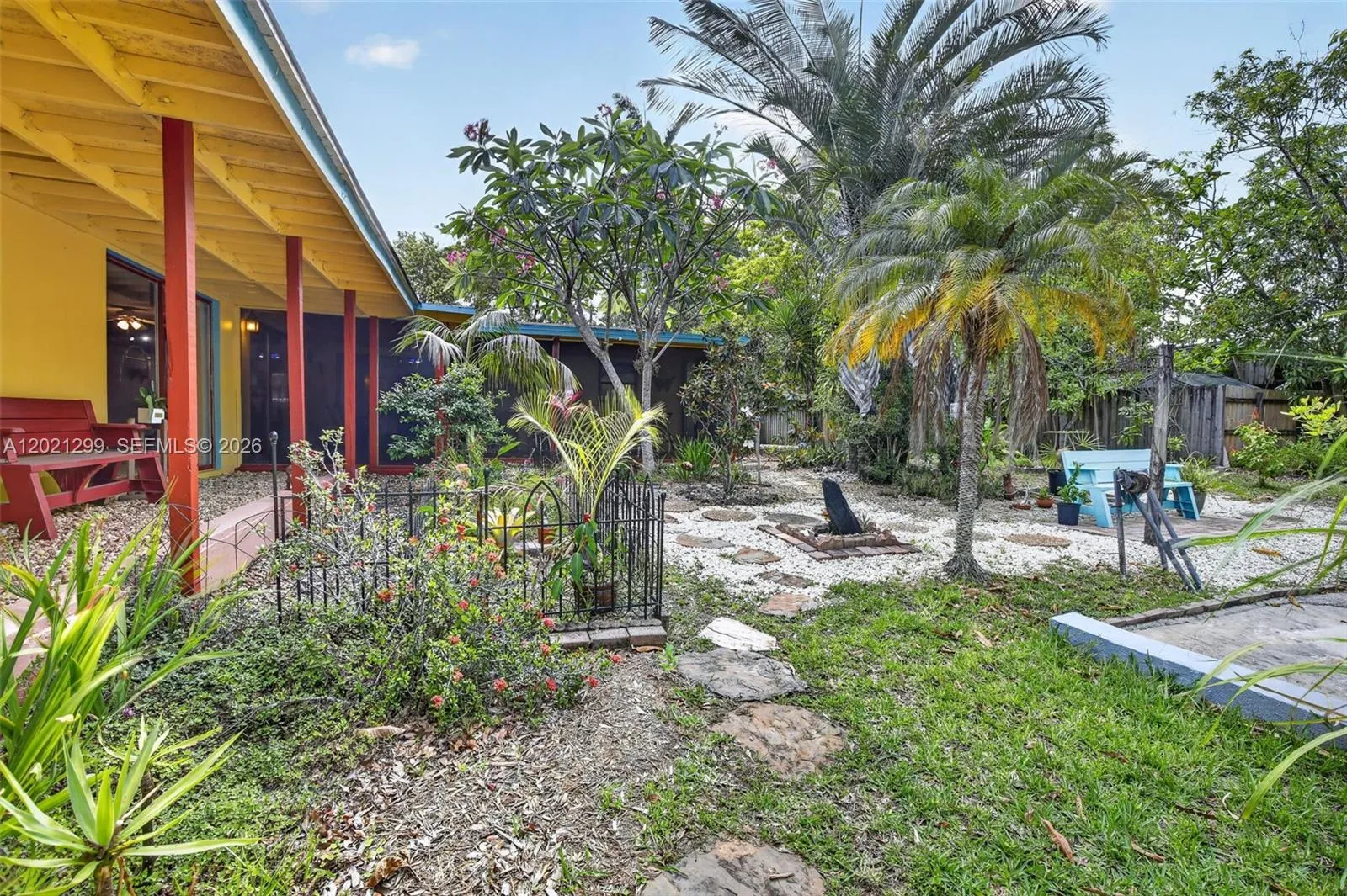 2048 SW 28th Ter, Fort Lauderdale FL 33312