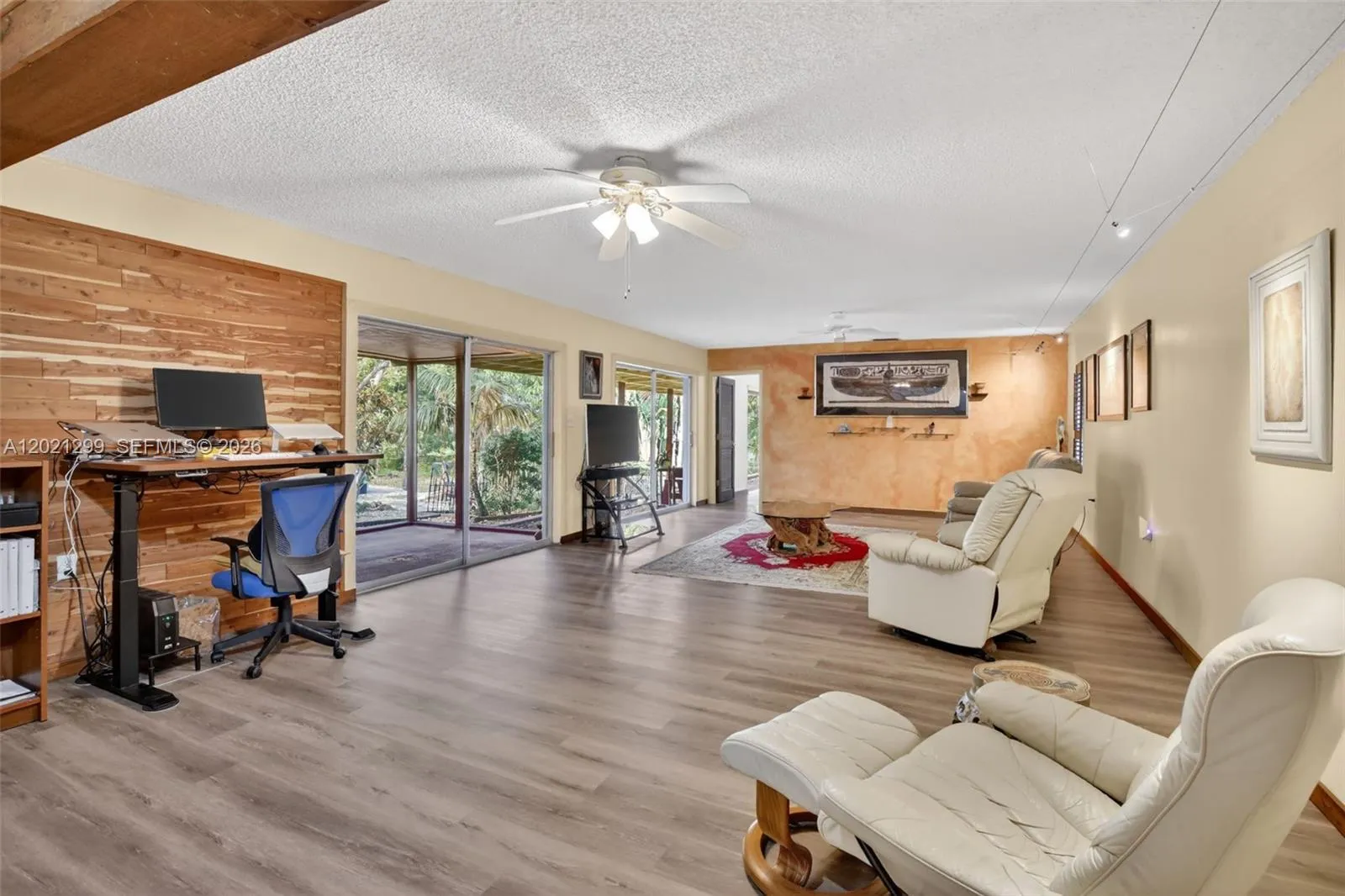 2048 SW 28th Ter, Fort Lauderdale FL 33312