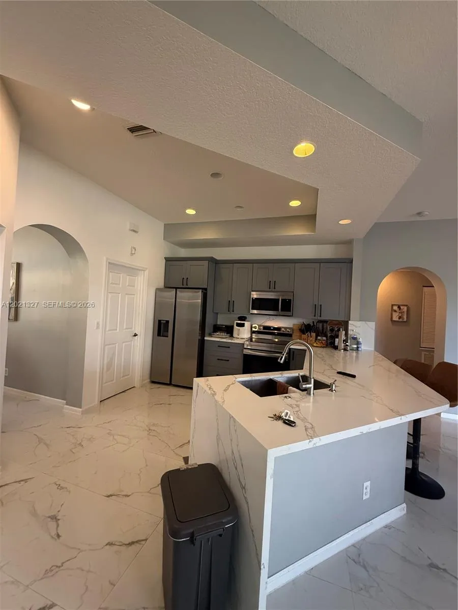 5711 NW Zenith Dr, Port St. Lucie FL 34986
