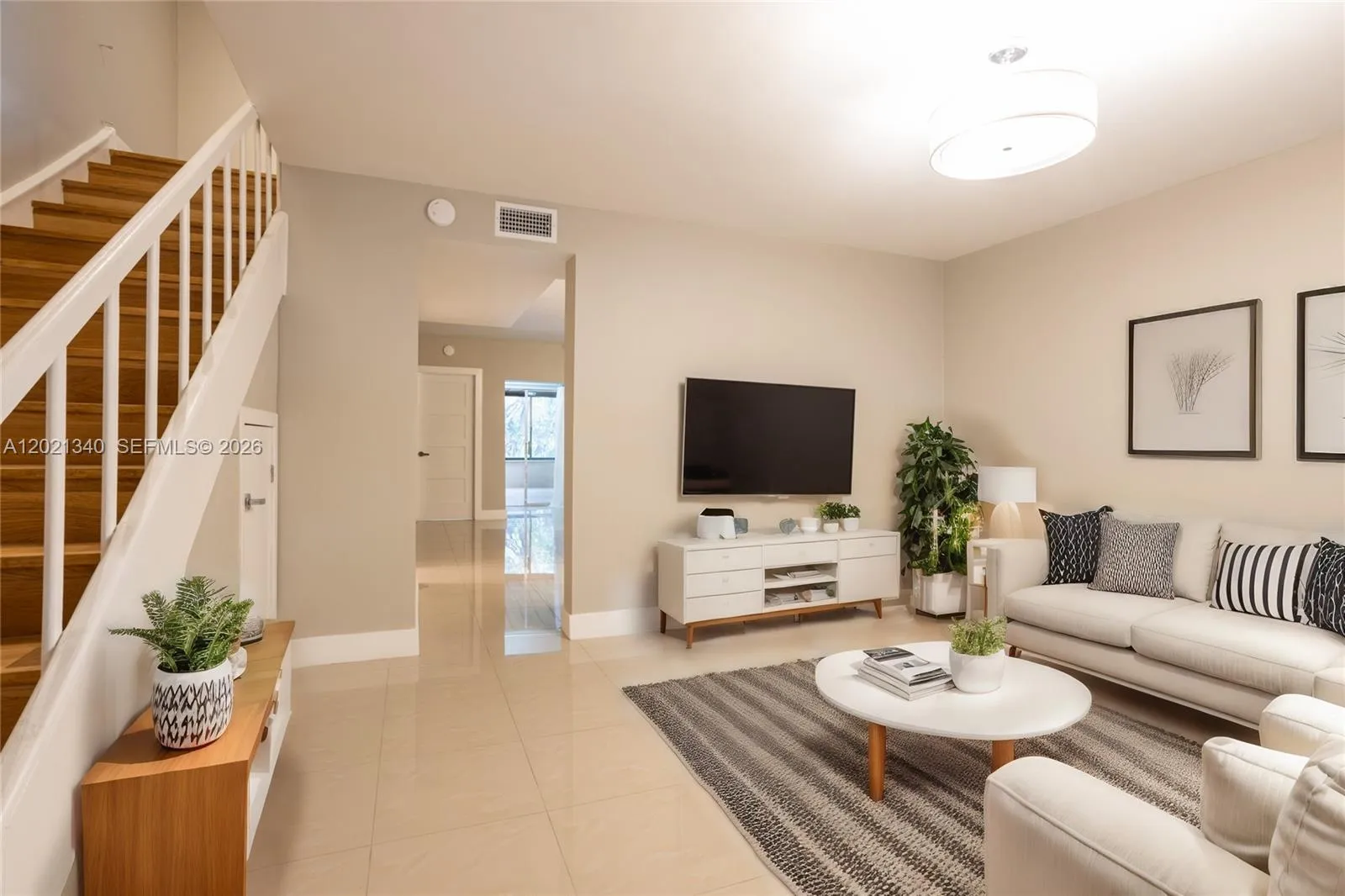 14333 Memorial Hwy # 9K, Miami FL 33161