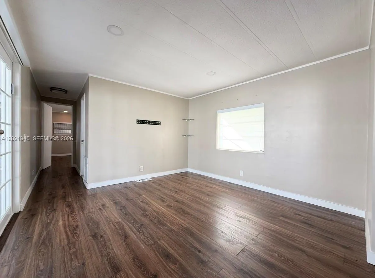 1332 S 33 AVE, Hollywood FL 33021