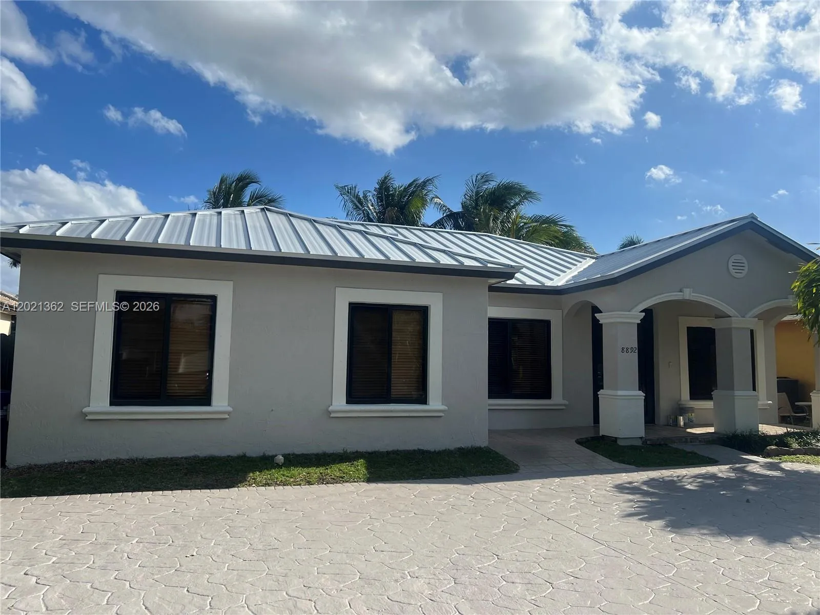 8892 NW 167th St, Miami Lakes FL 33018