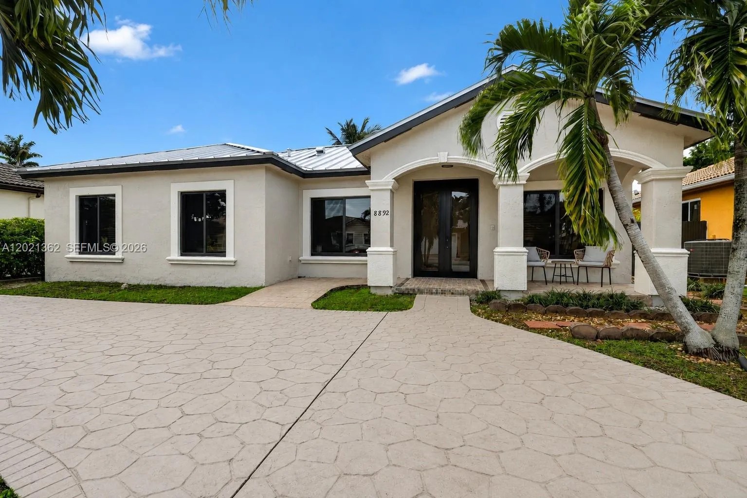 8892 NW 167th St, Miami Lakes FL 33018