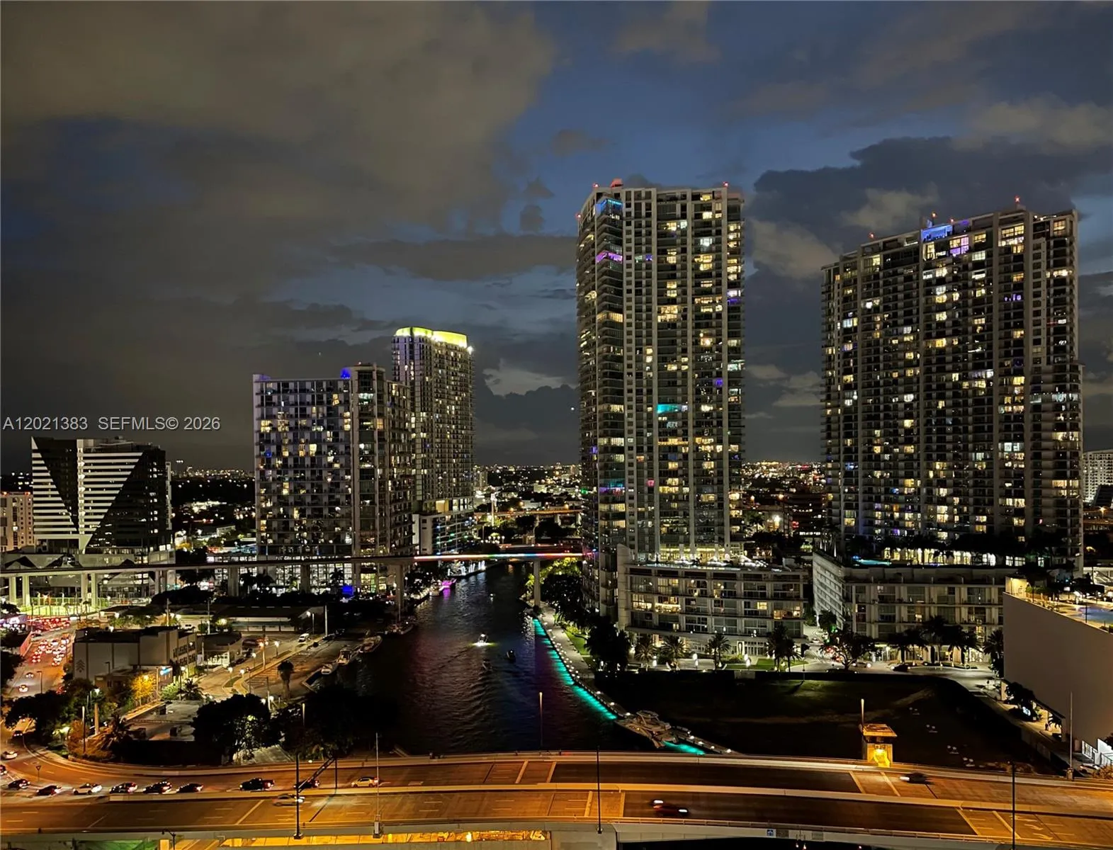 31 SE 5th St # 2307, Miami FL 33131