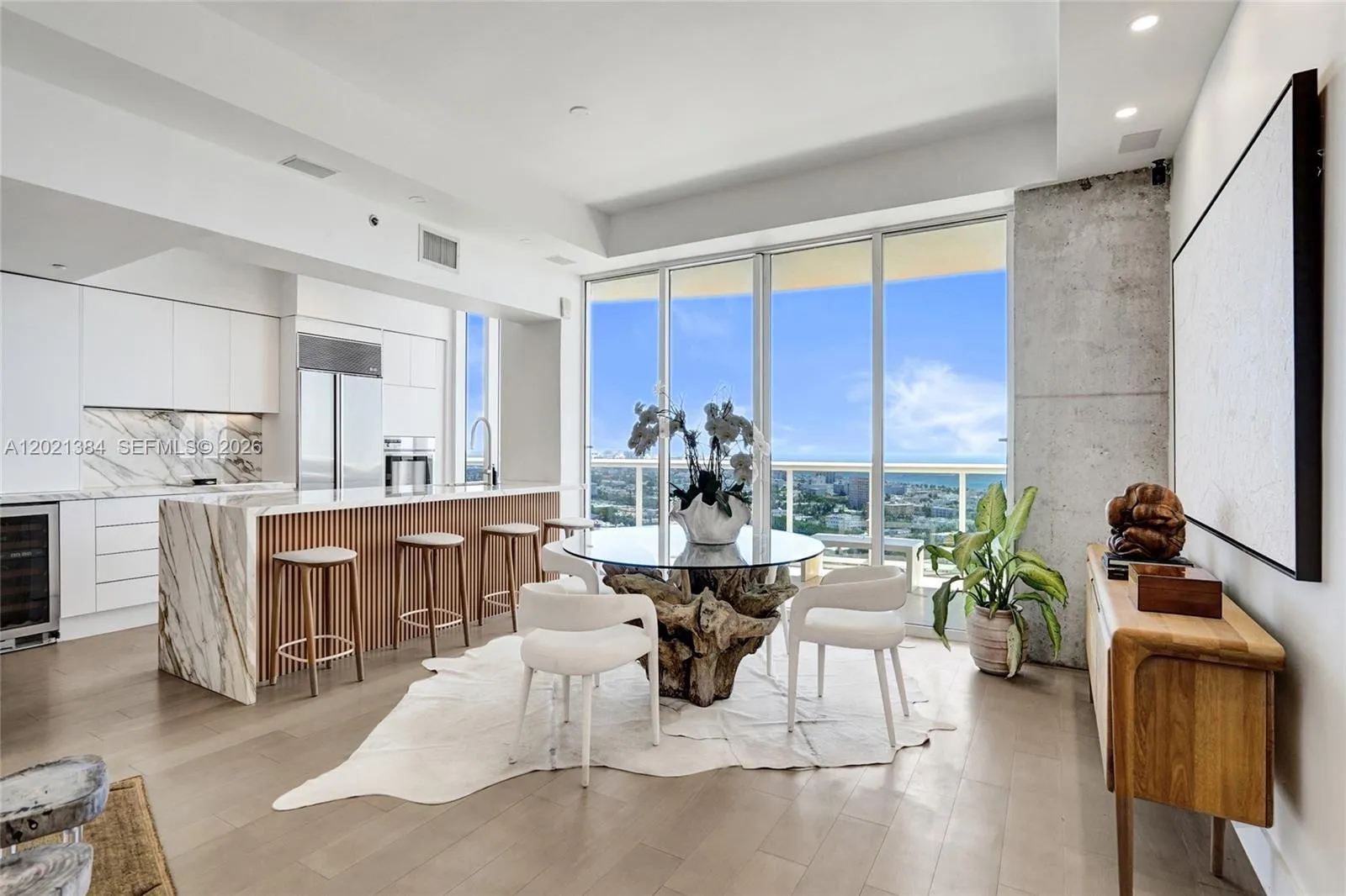 400 Alton Rd, Miami Beach FL 33139
