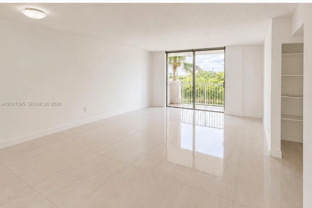 2020 NE 135th St # 310, North Miami FL 33181