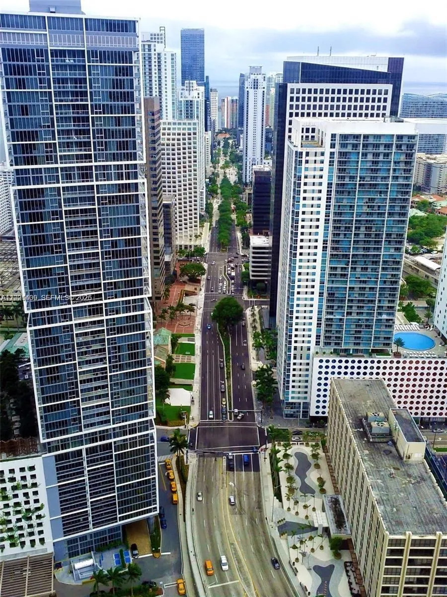 200 Biscayne Boulevard Way # 5004, Miami FL 33131