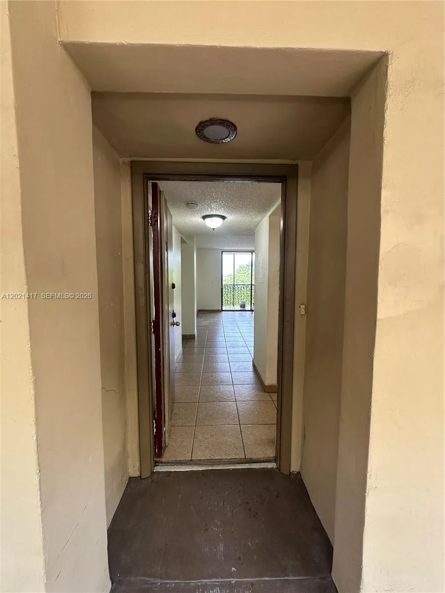 8635 NW 8th St # 320, Miami FL 33126