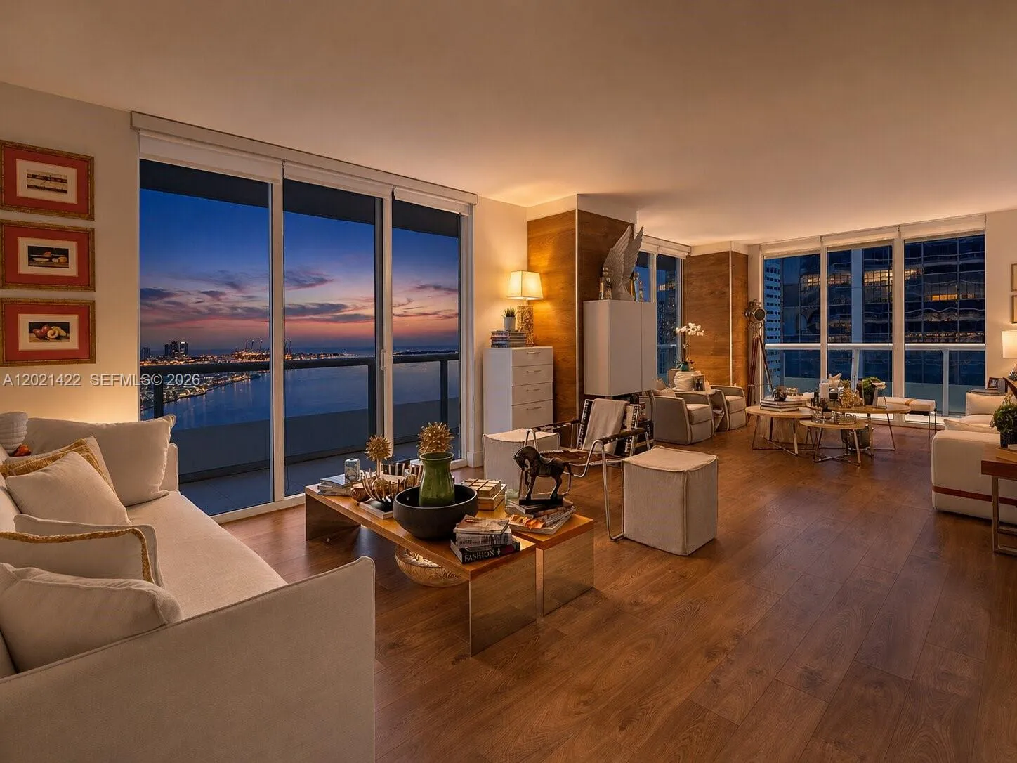 3 bedroom 2 bath for sale at 50 Biscayne Blvd # 3510, Miami FL 33132
