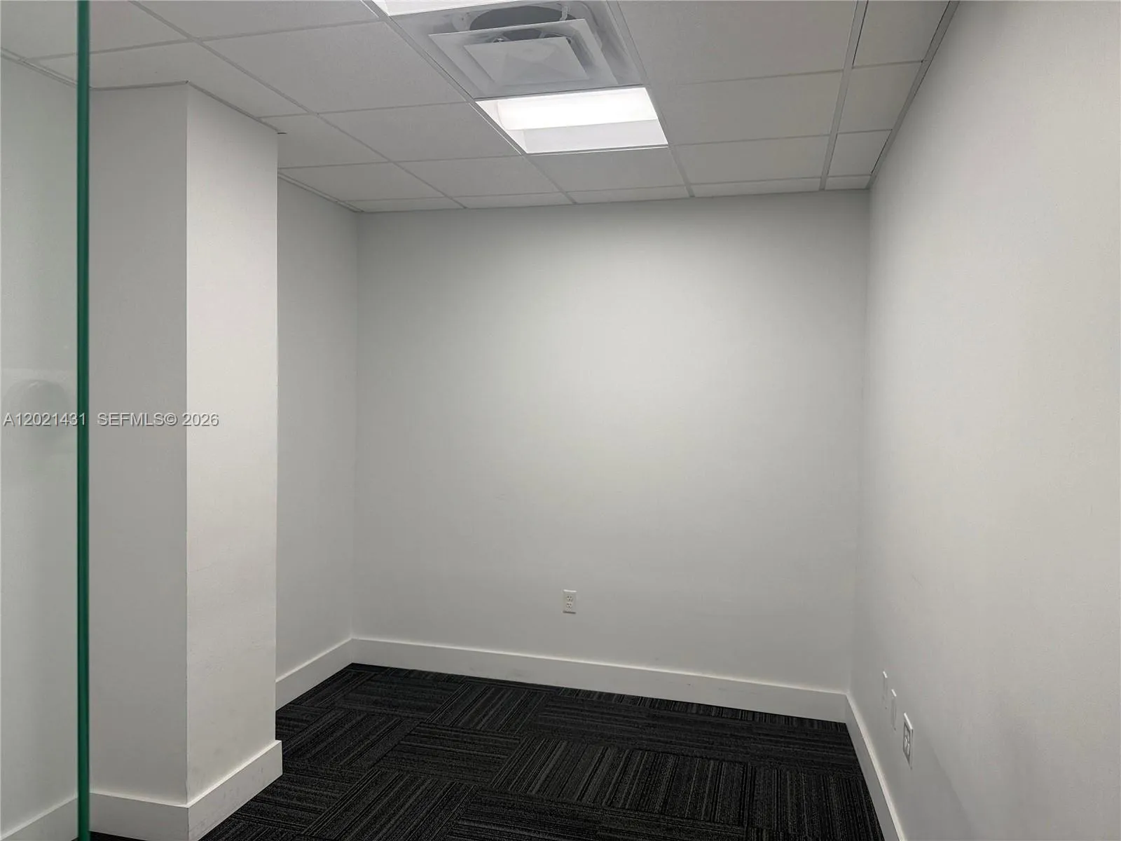 290 NW 165th St # 2, Miami FL 33169