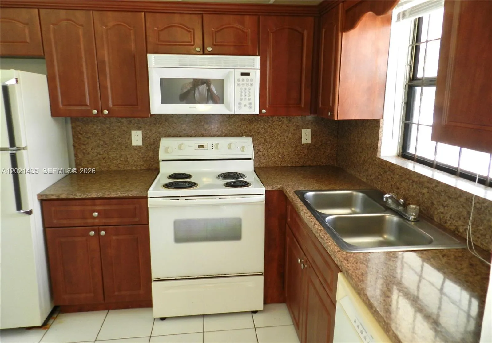 6020 Shakerwood Cir # 105, Tamarac FL 33319