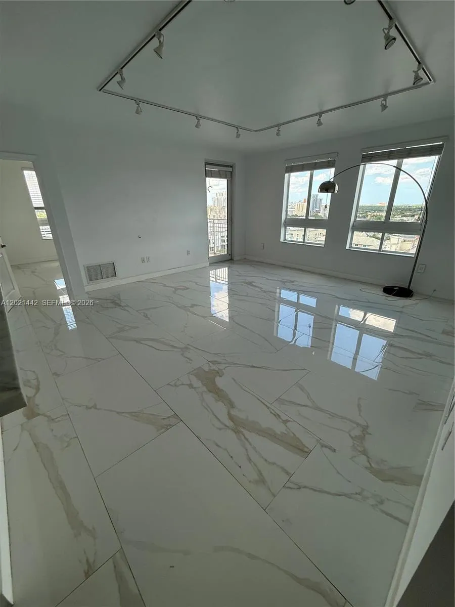 7350 SW 89th St # 1602S, Miami FL 33156
