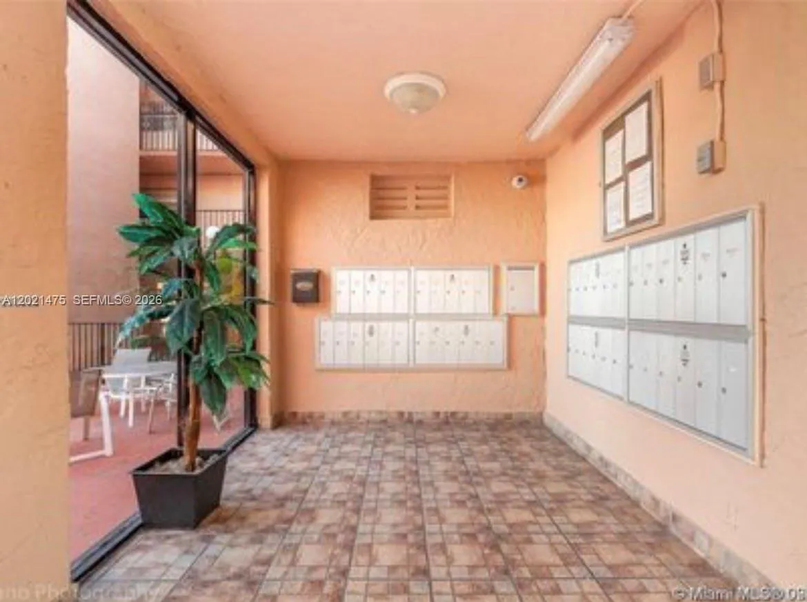 6175 W 20th Ave # 309, Hialeah FL 33012