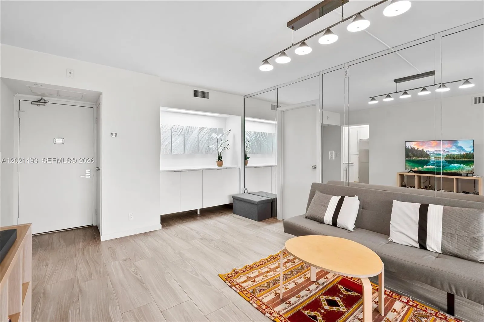 20335 W Country Club Dr # 404, Aventura FL 33180