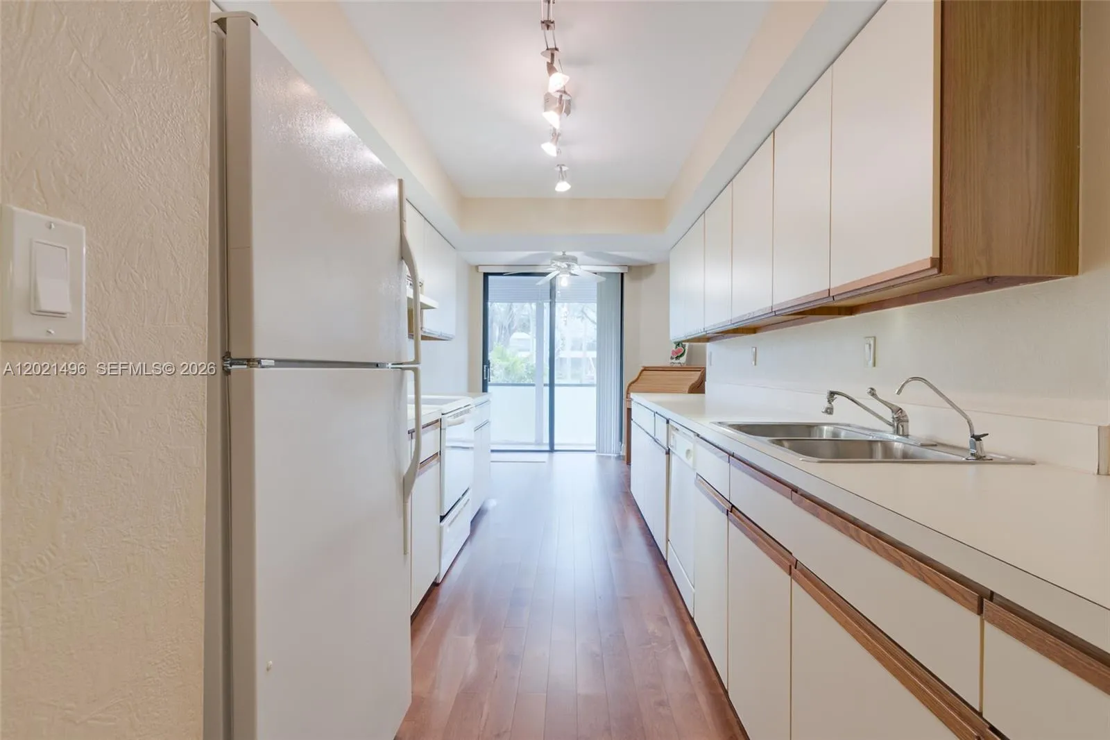 1420 Sheridan St # 3H, Hollywood FL 33020