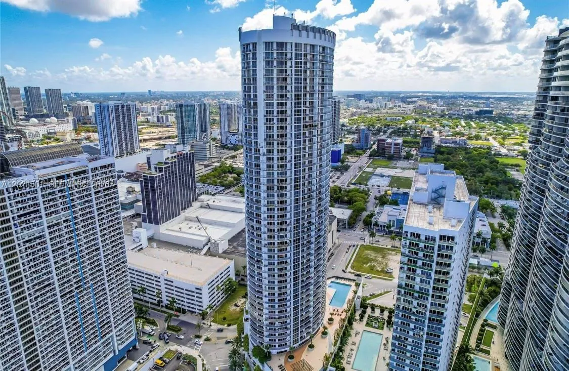 1750 N Bayshore Dr # 4305, Miami FL 33132