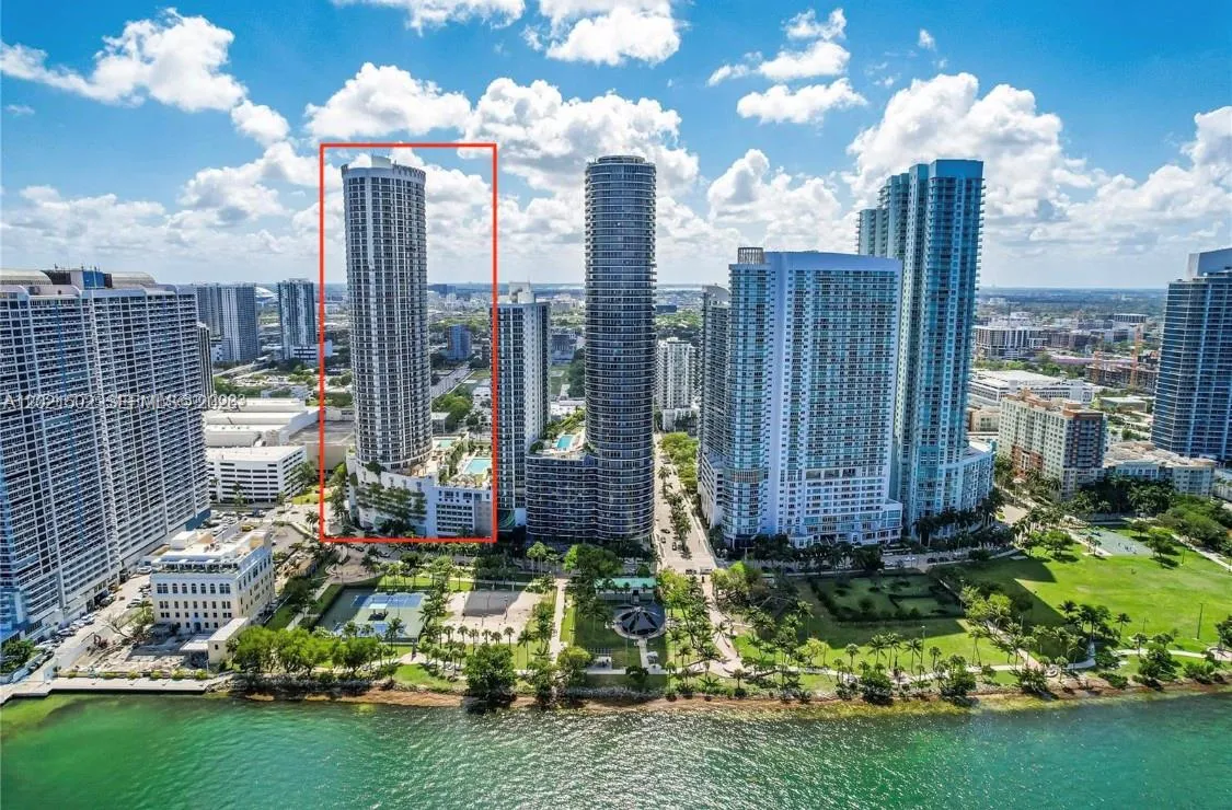 1750 N Bayshore Dr # 2211, Miami FL 33132