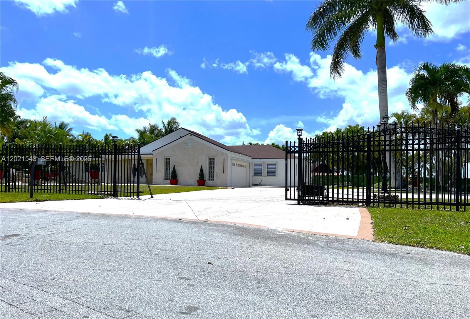 15540 SW 156th Ave, Miami FL 33187