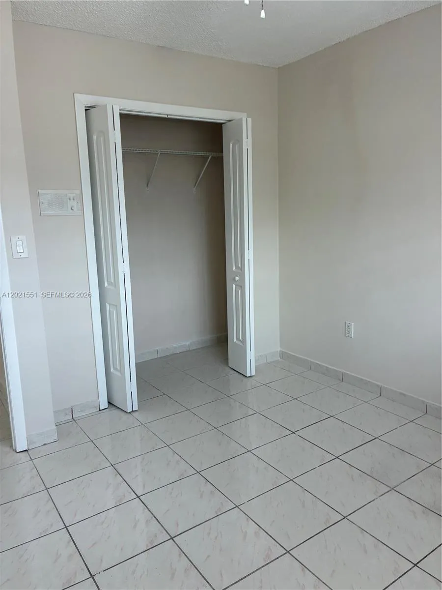 10881 SW 24th Ter # 10881, Miami FL 33165