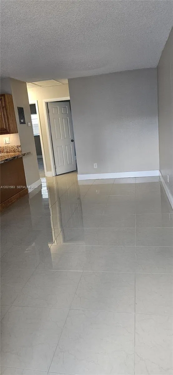 160 NW 14th St # 1, Pompano Beach FL 33060