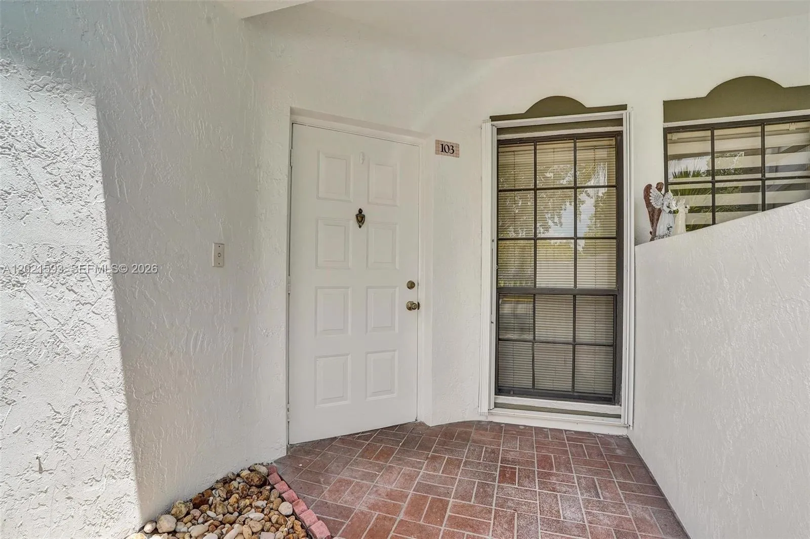15825 SW 3rd Ct # 103, Pembroke Pines FL 33027
