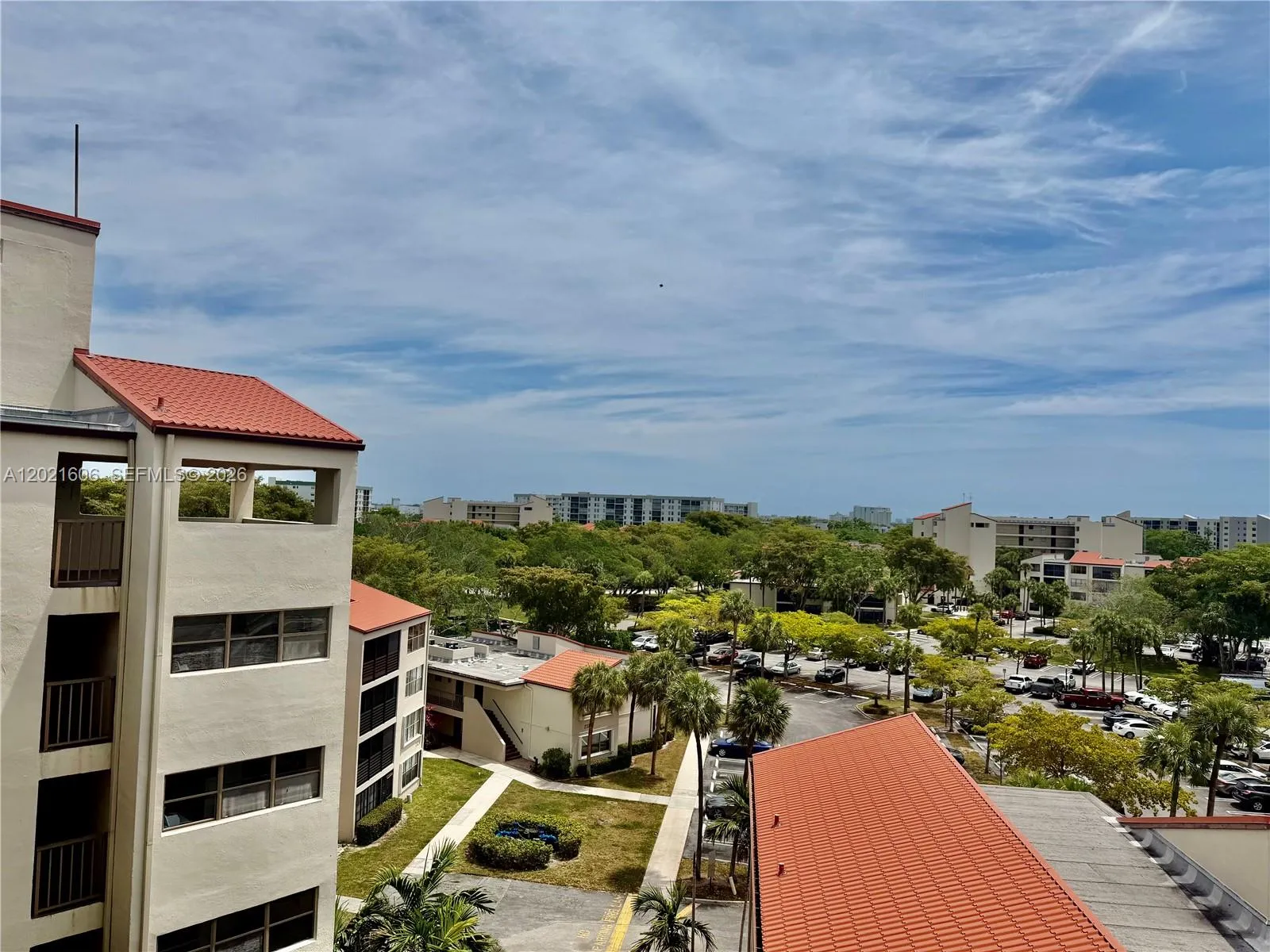 2322 S Cypress Bend Dr # 708, Pompano Beach FL 33069